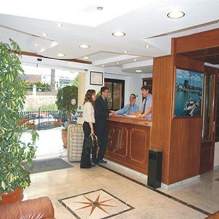 Apartamentos Mediterraneo Marbellac Extérieur photo